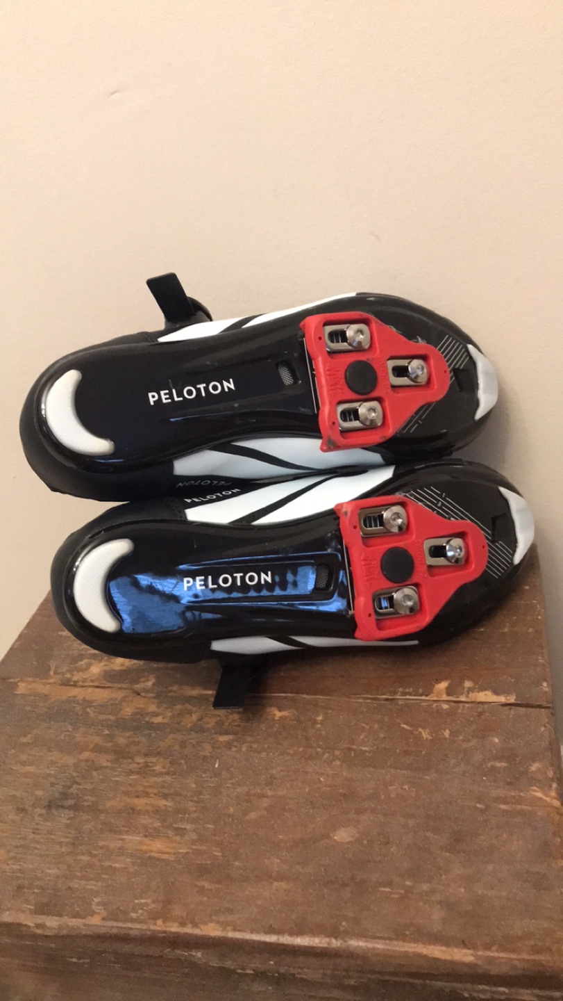 Women’s Peloton Cycling Shoes Size 38 - photo 4