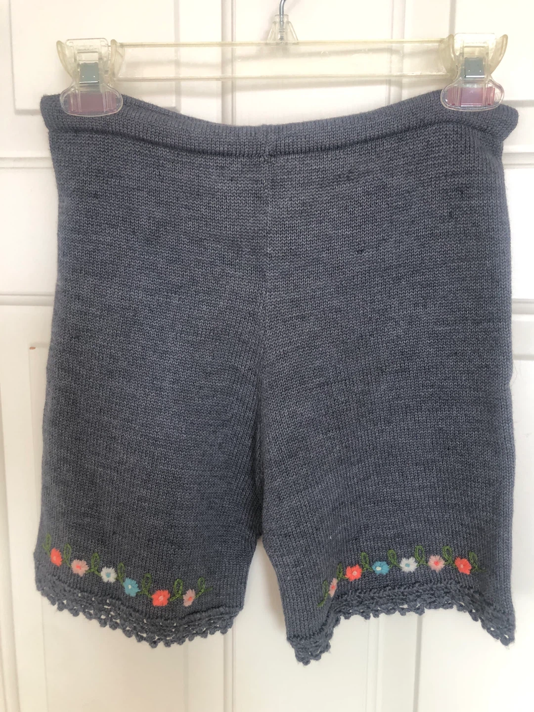 Knit Shorts with Floral Embroidery - photo 3