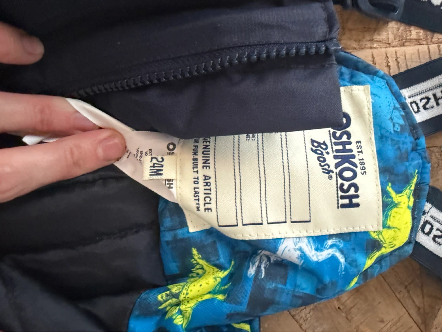 OshKosh B'gosh Winter Snowsuit - Size 24 Months - photo 3
