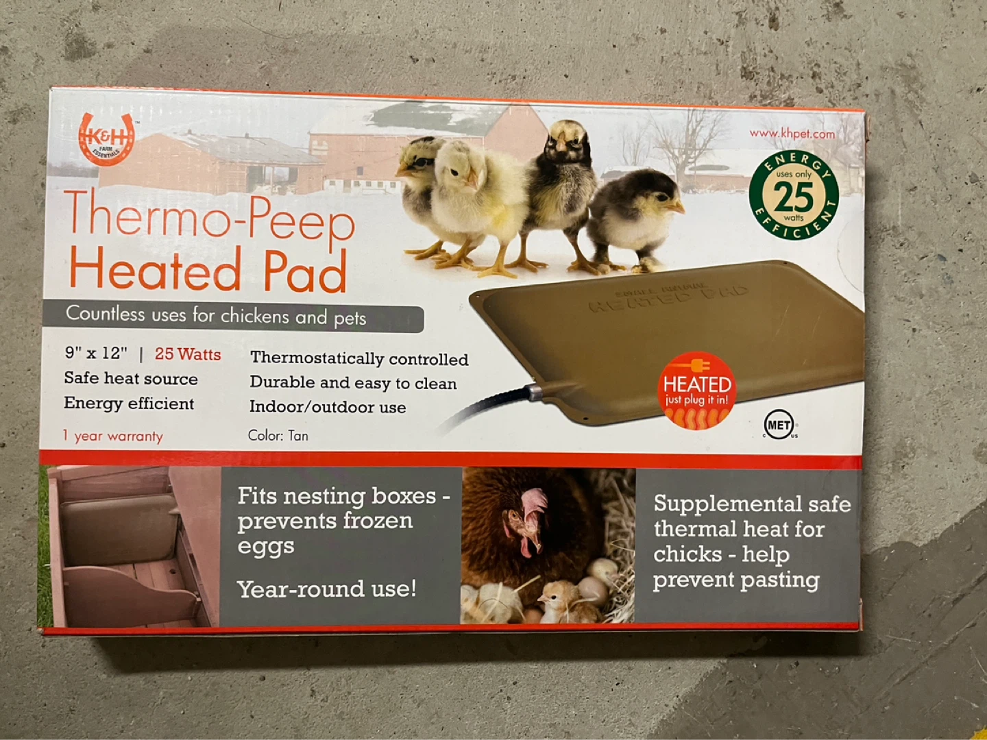 Thermo-peep heated pad for chickens/small birds