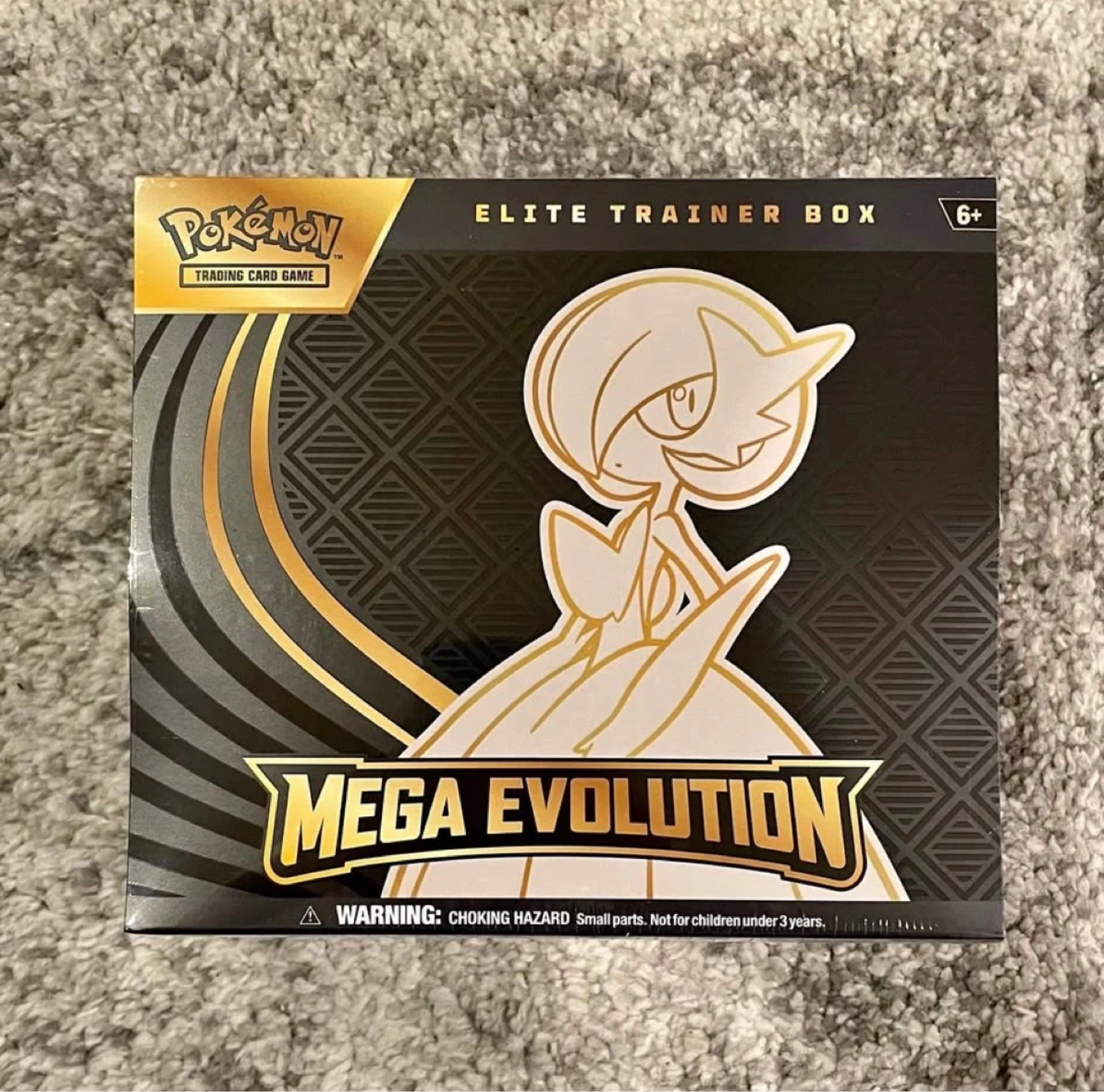 Pokémon Mega Evolution ETB (Gardevoir)