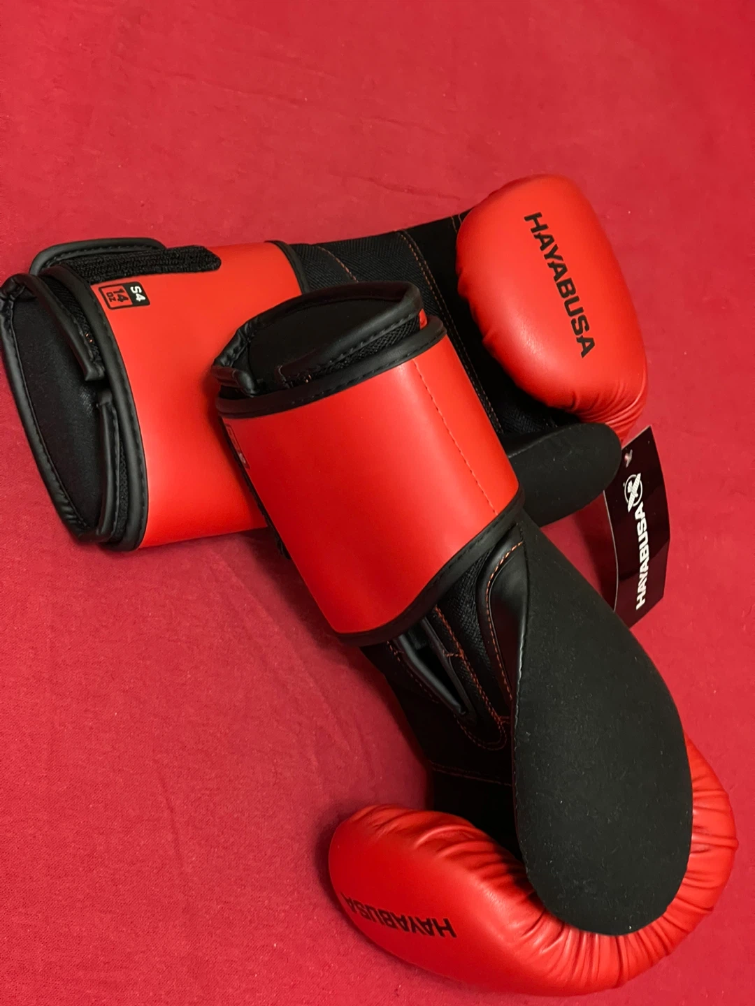 Hayabusa Red and Black Boxing Gloves - 14 oz - photo 4