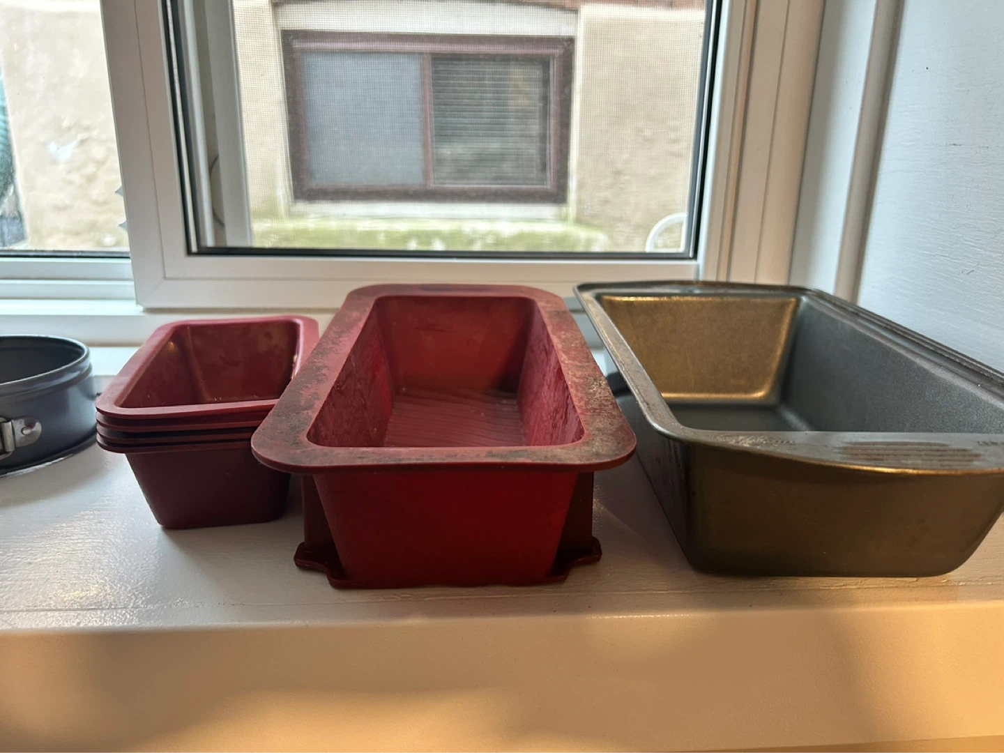 Assorted Baking Pans - 15 (The Lot) - photo 2
