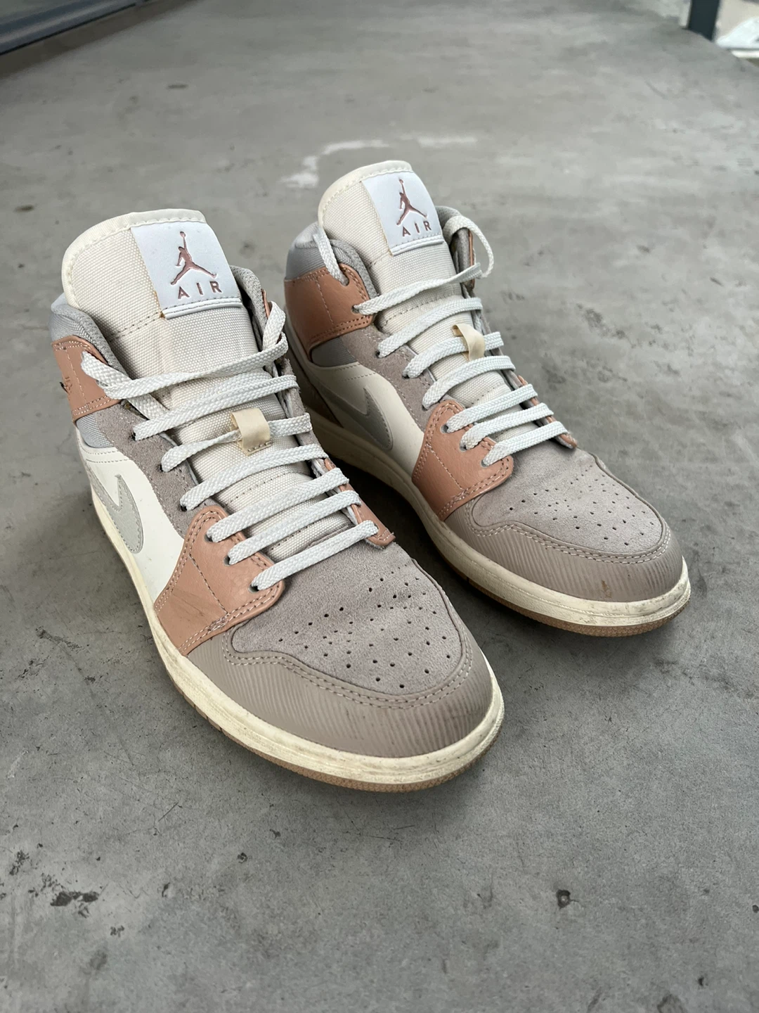 Air Jordan 1 Mid Men’s US 8