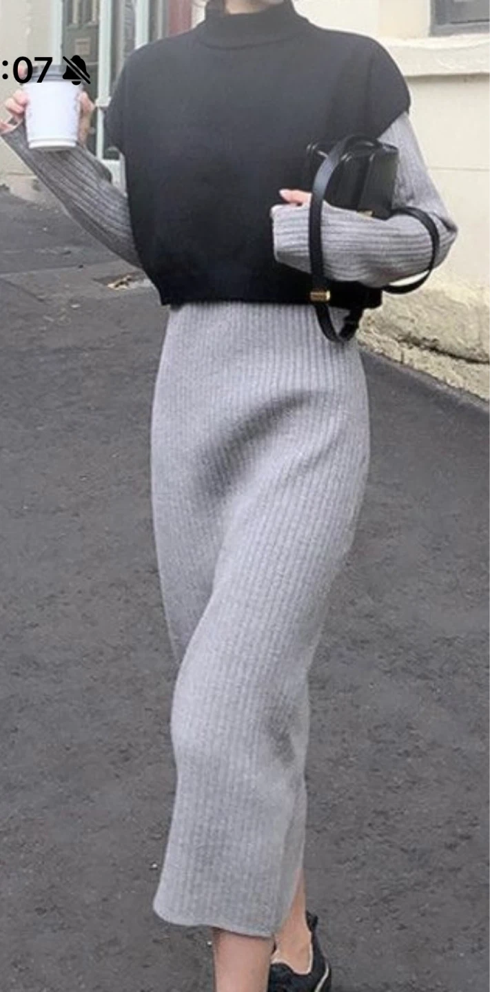 Ribbed Knit Midi Dress