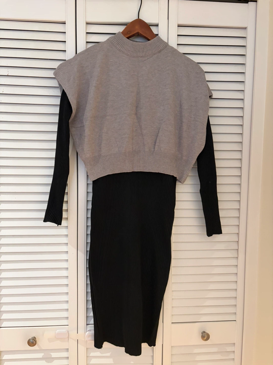 Ribbed Knit Midi Dress - photo 2