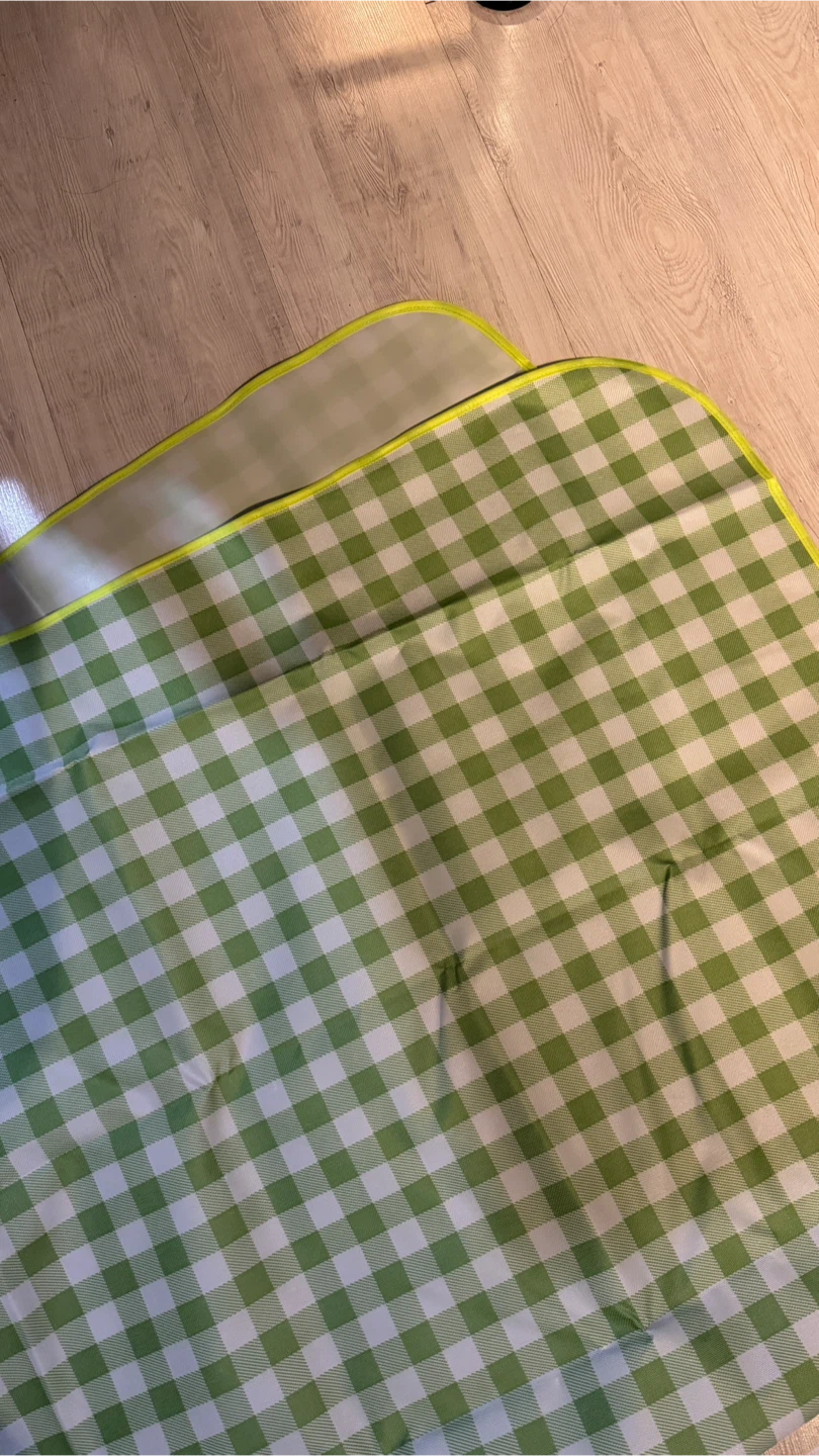 Green Gingham Picnic Blanket - photo 3