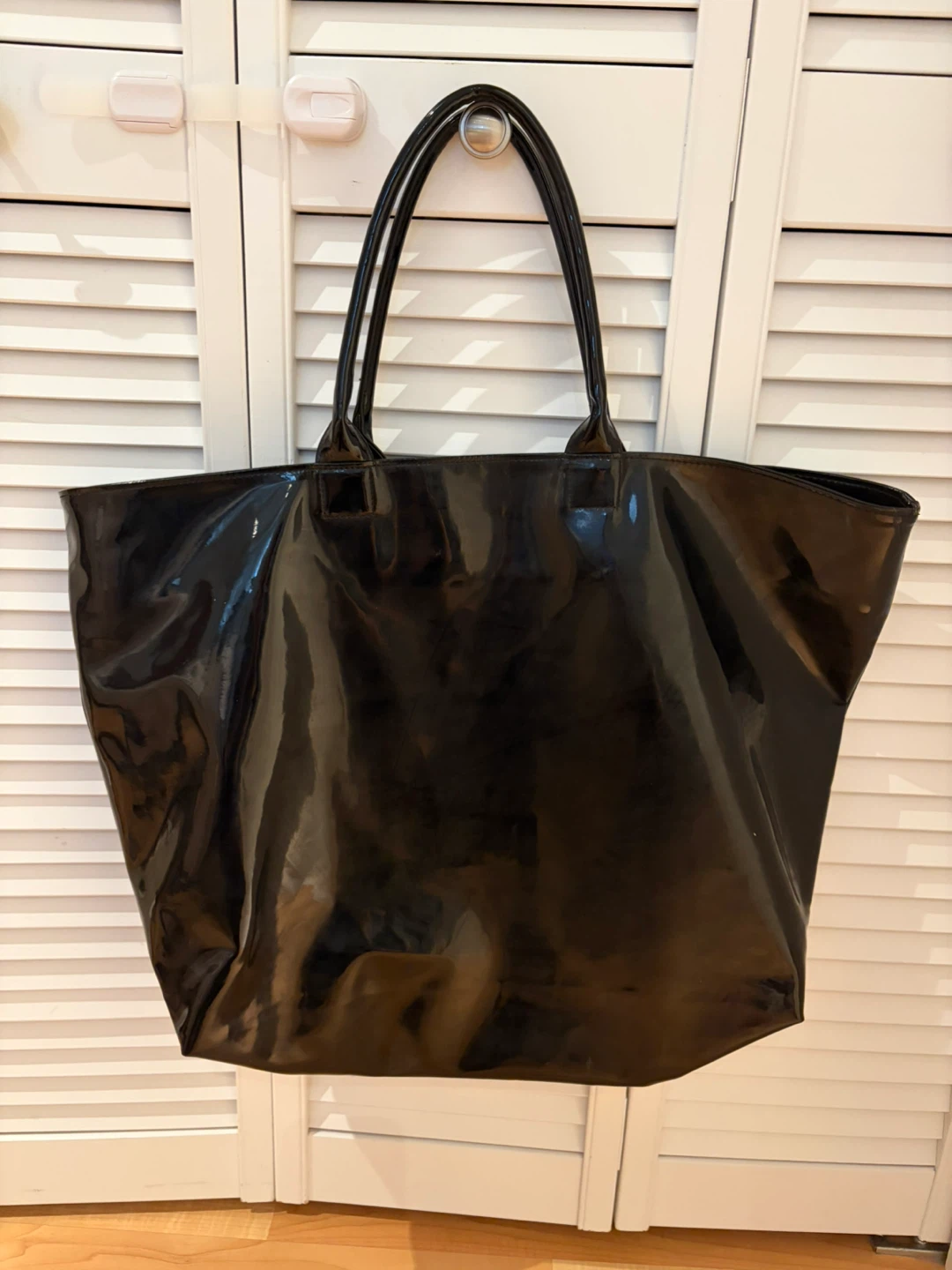 💚 Oversized Adidas Black Patent Tote Bag - photo 2