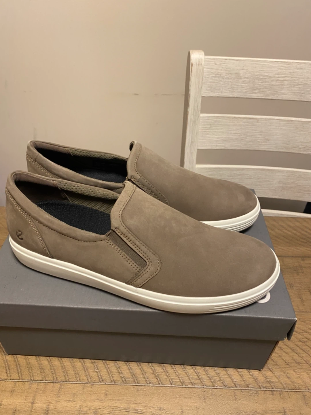 ECCO Soft Classic W Slip-On Shoes