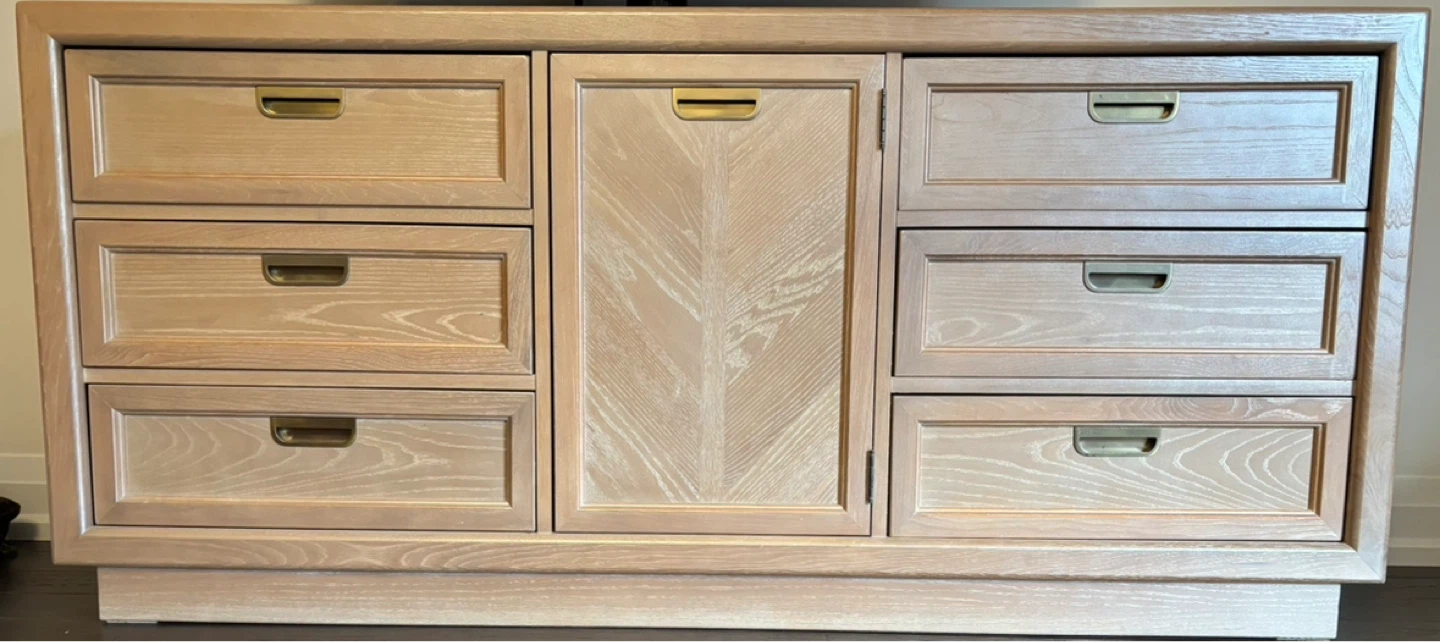 Queen Bedroom Set - photo 2