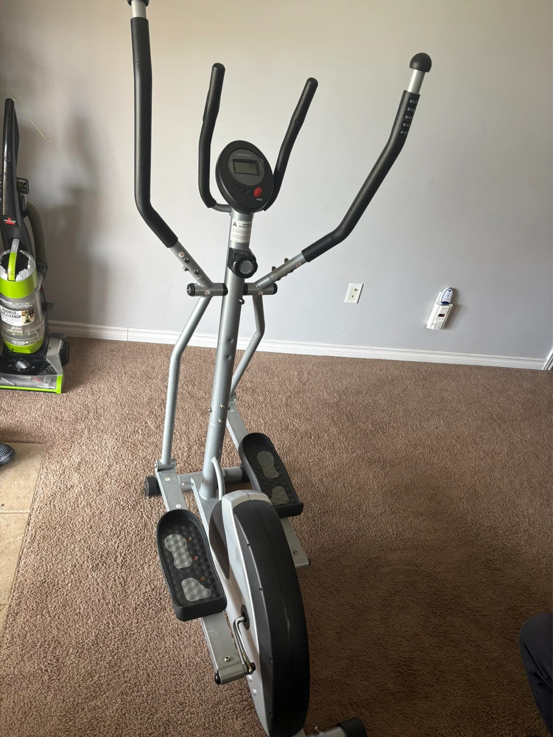 CardioStyle Elliptical Trainer ET150