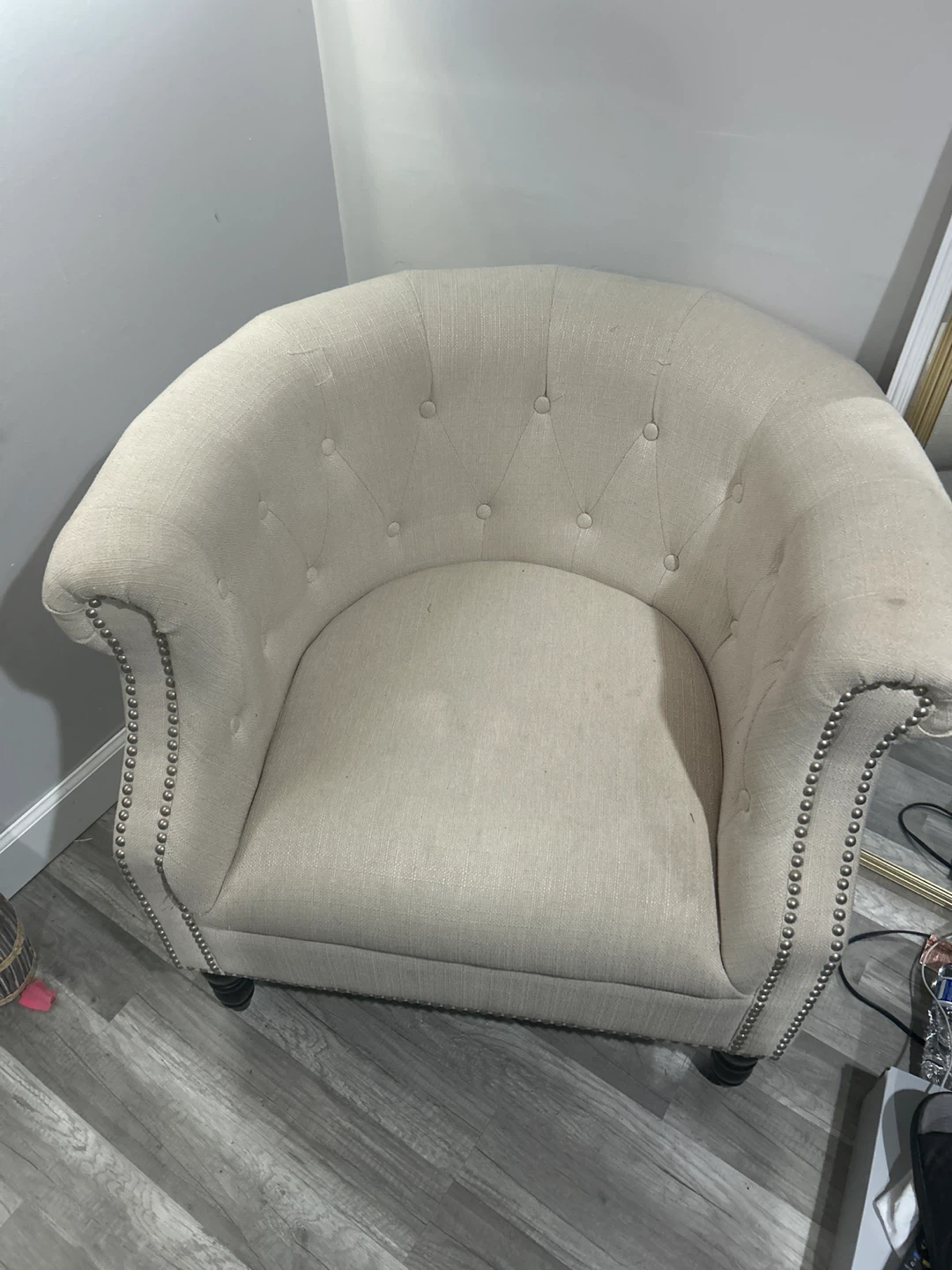 Tufted Accent Chair