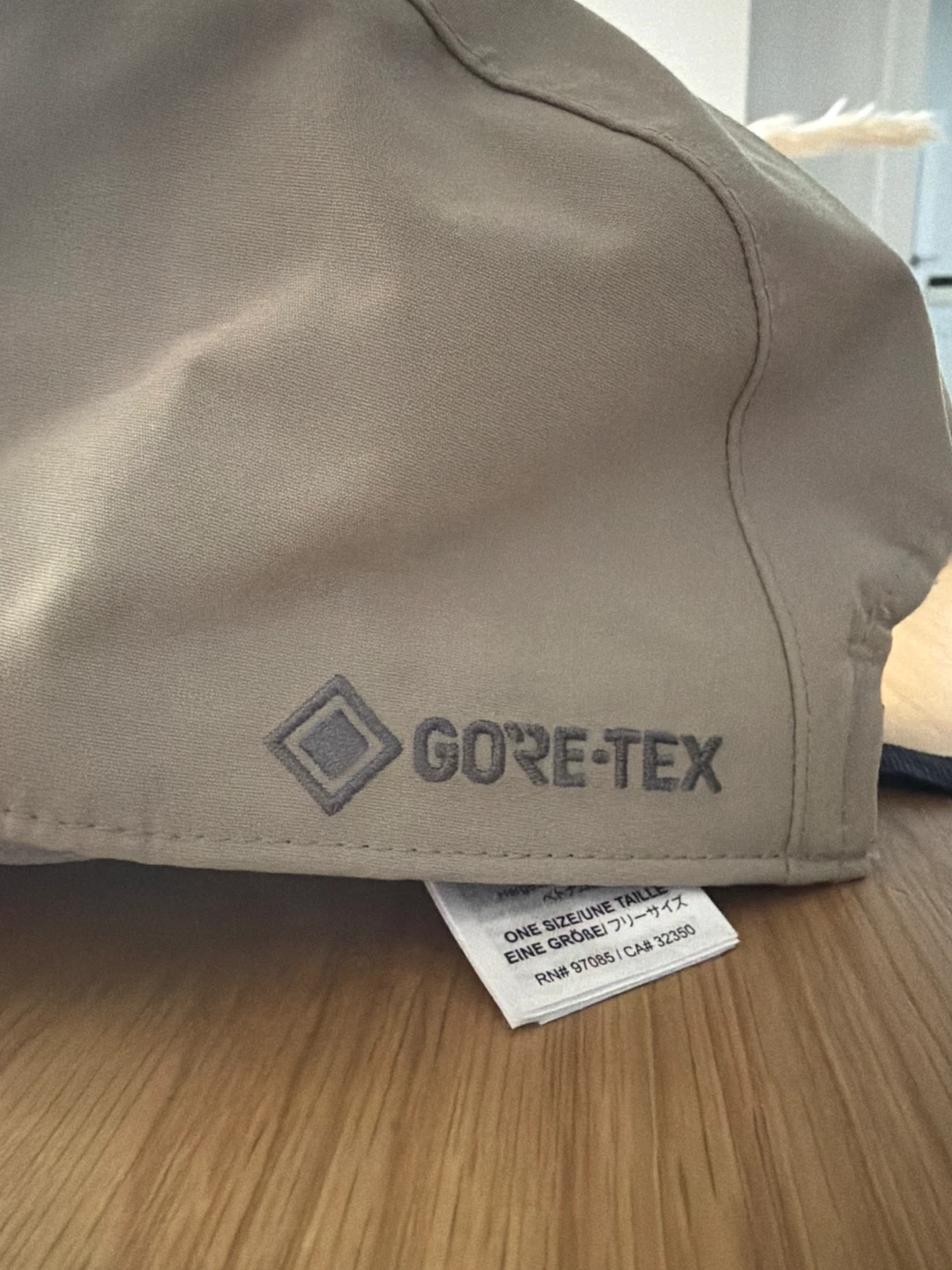 Gortex Outdoor Research Cap - photo 2