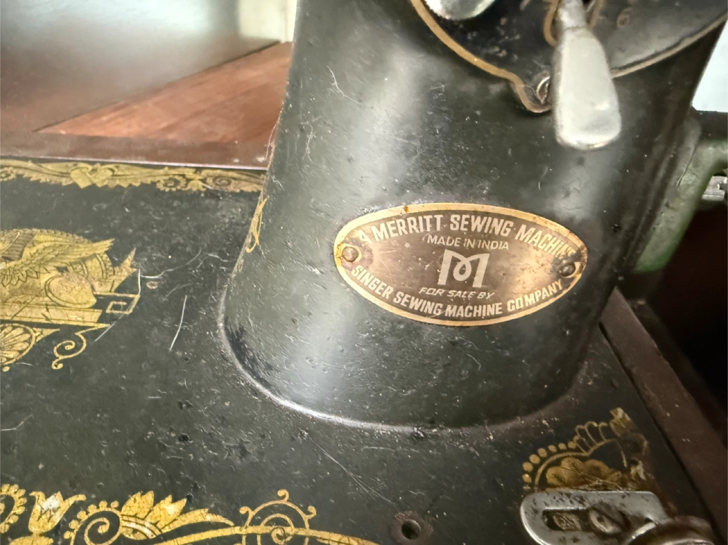 Merritt Sewing Machine - photo 3