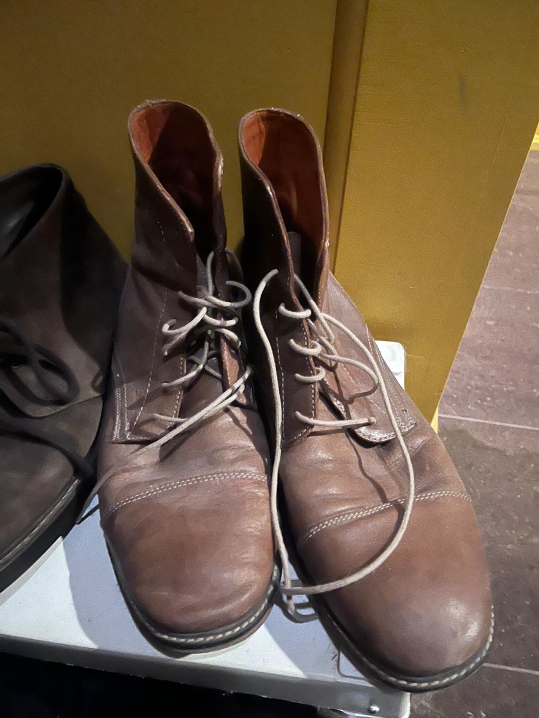 Brown Leather Lace-Up Boots