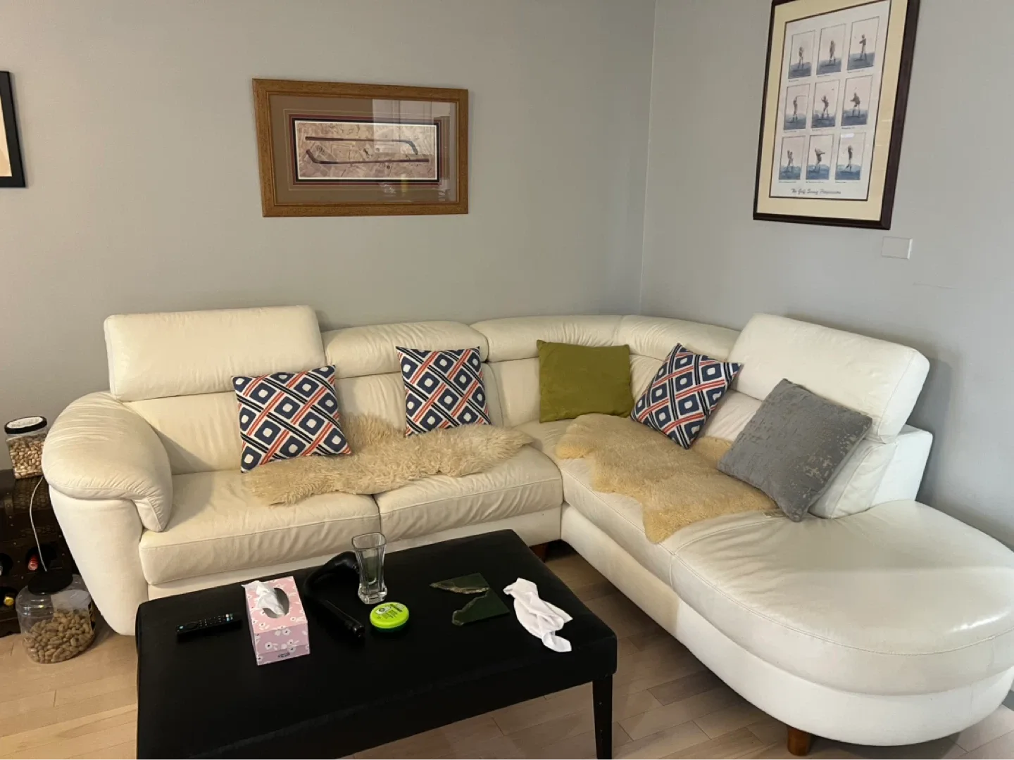 White Leather Sectional Sofa - photo 3