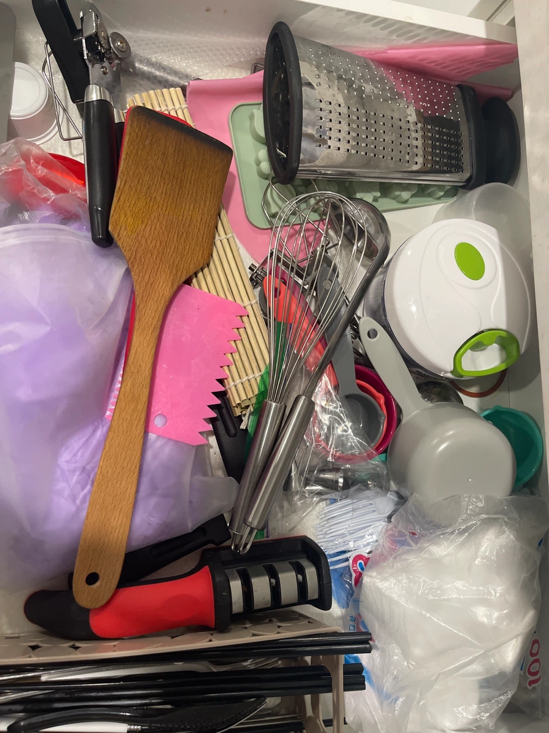 Kitchen Utensil Drawer Assortment