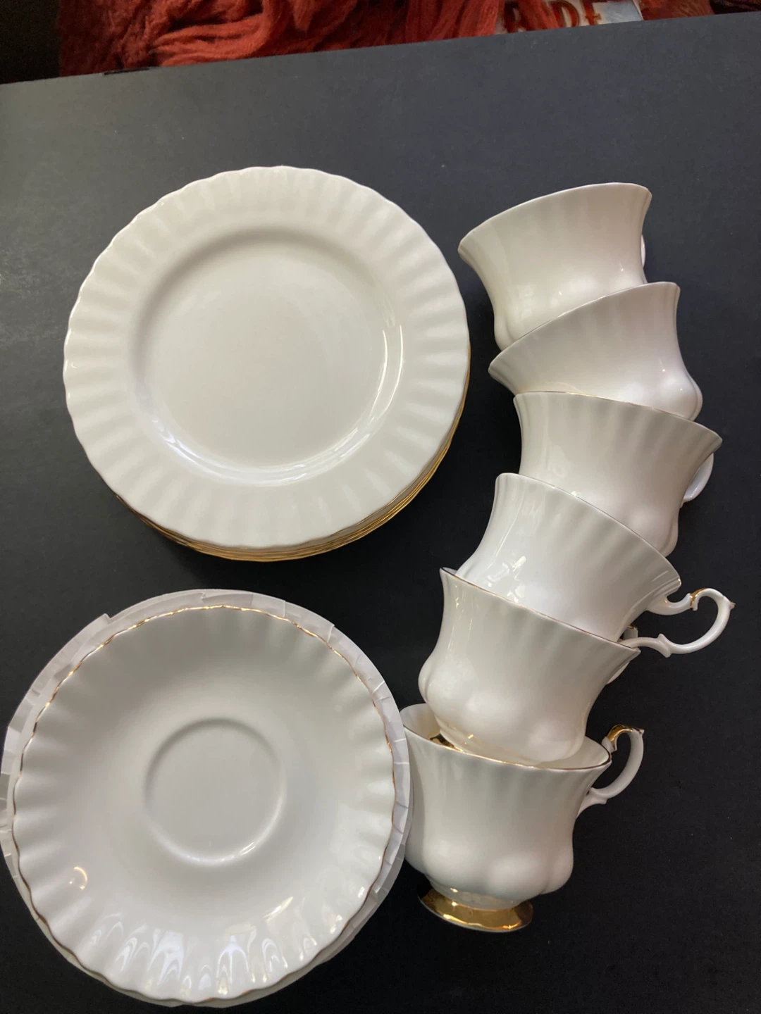 Royal Albert Val d'Or Bone China Tea Cups and Saucers Set
