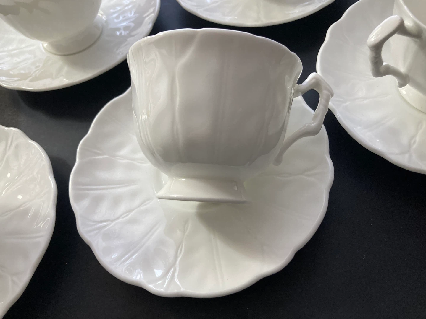 Aynsley Crocus Set of 6 White Teacups and Saucers - photo 3