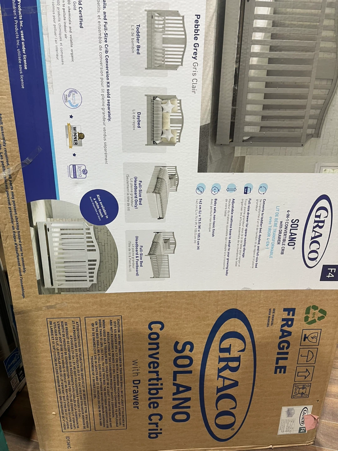 Brand new Graco Solano Convertible Crib with Drawer - photo 2