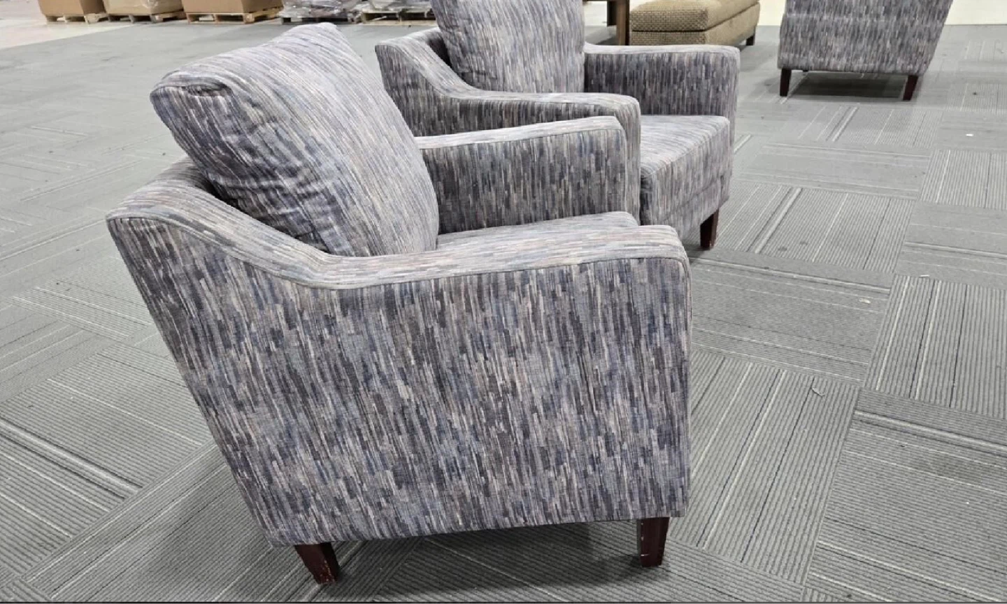 Urgent! Arm chair set ($500+ retail)