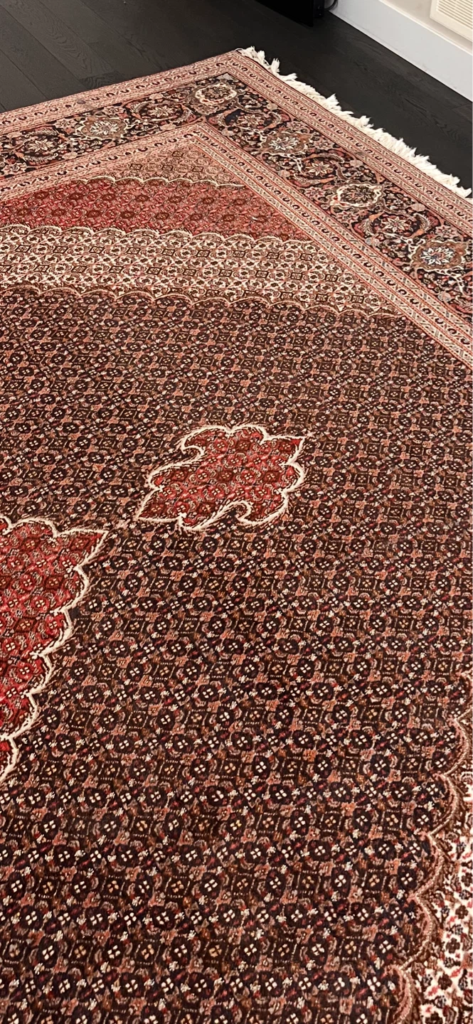 Stunning Persian Rug - photo 3