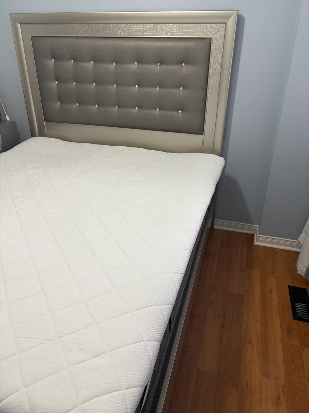 Tufted Queen Headboard with Faux Croc Trim - photo 4