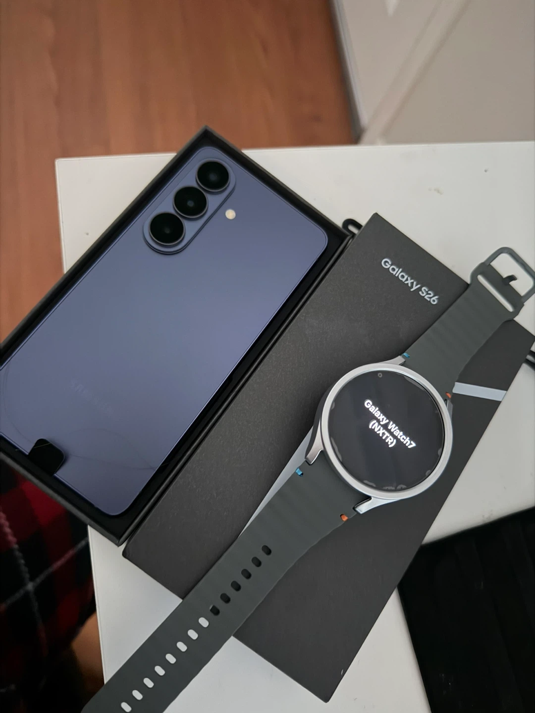 Samsung Galaxy S26 Phone and Galaxy Watch 7