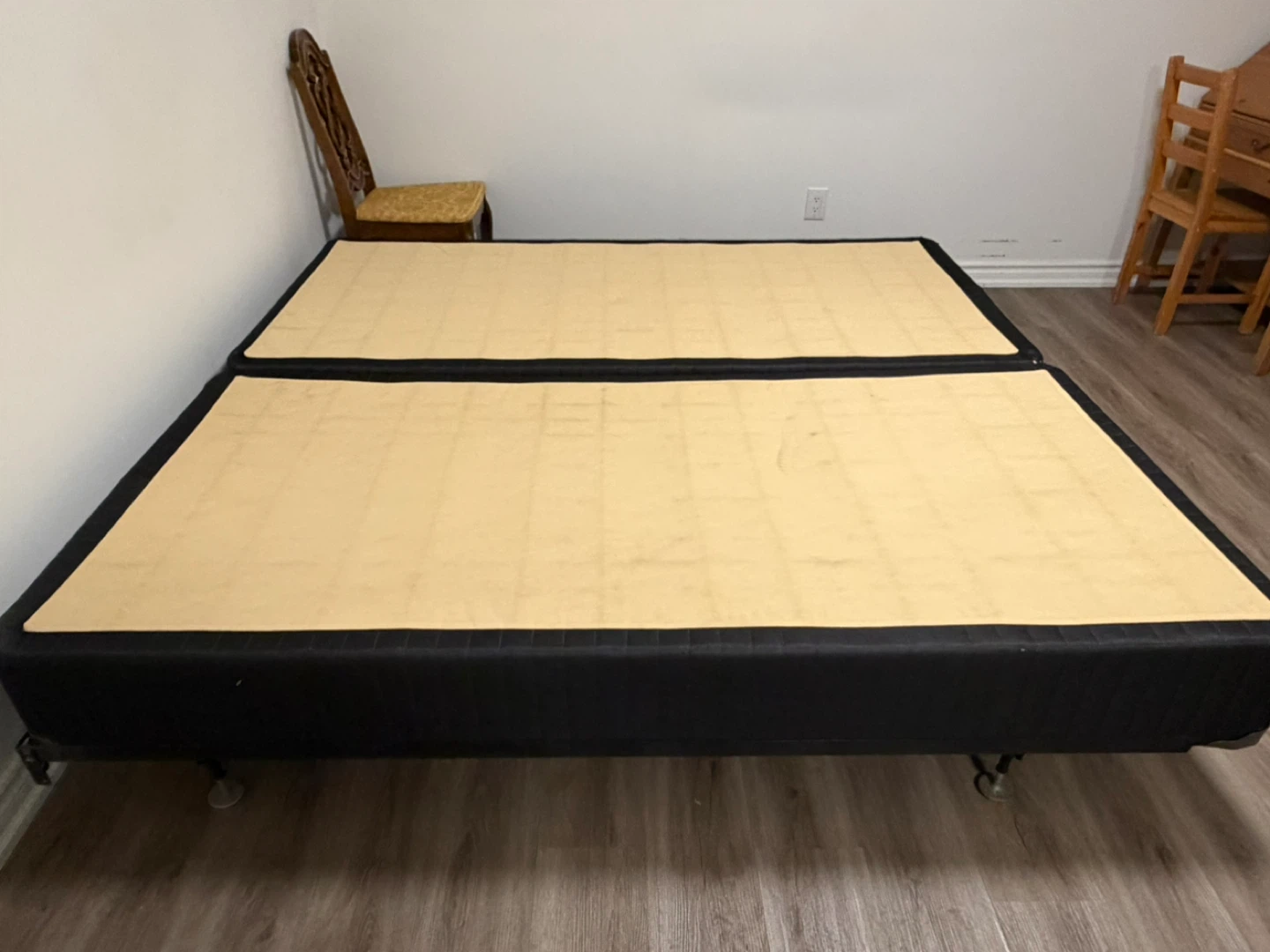 Queen Size Box Spring (Set of 2) - photo 2