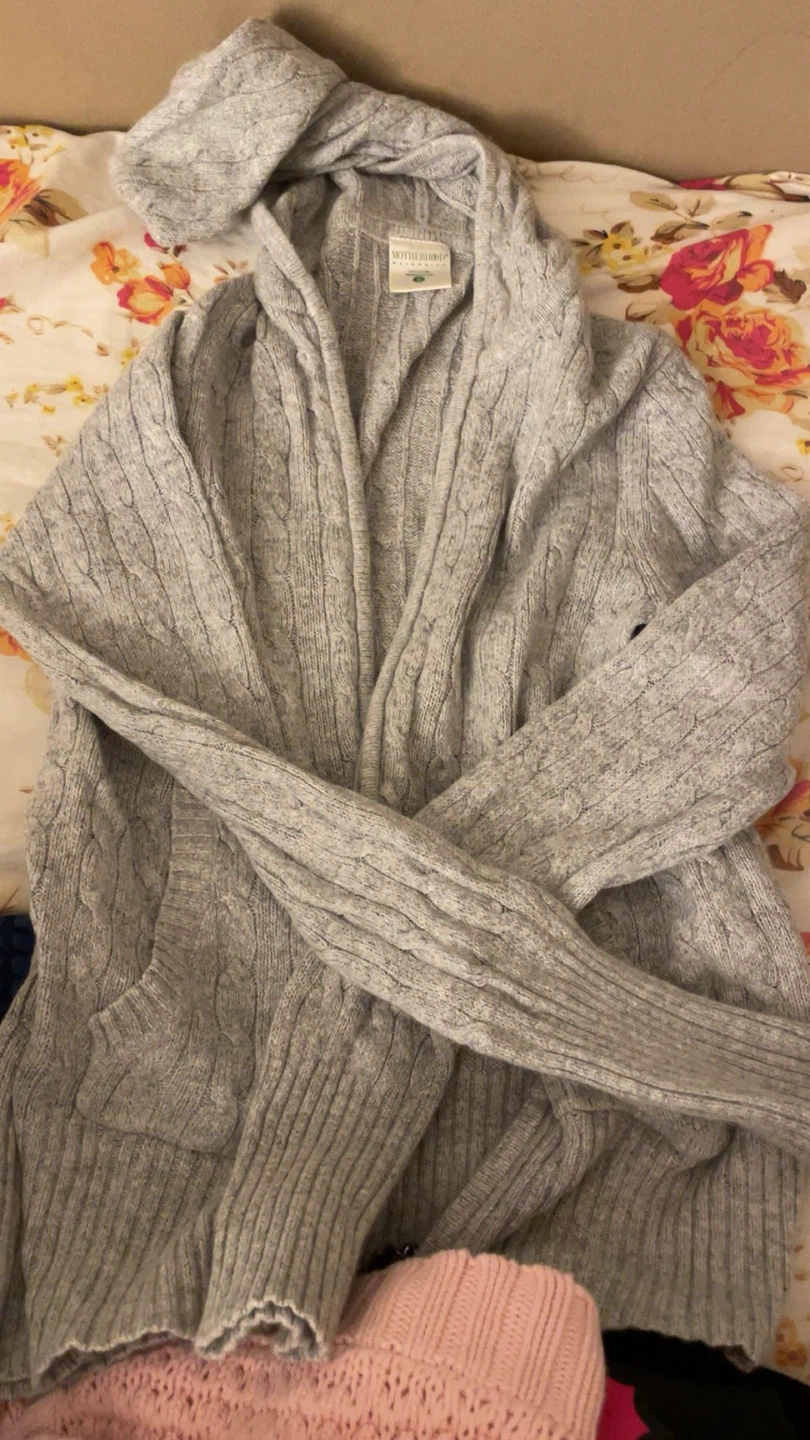 Bundle of 4 Sweaters - Various Brands & Styles - photo 4