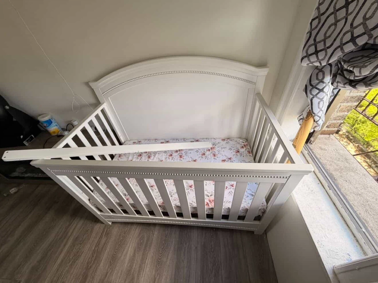 *never used* Simmons slumber time crib - photo 2