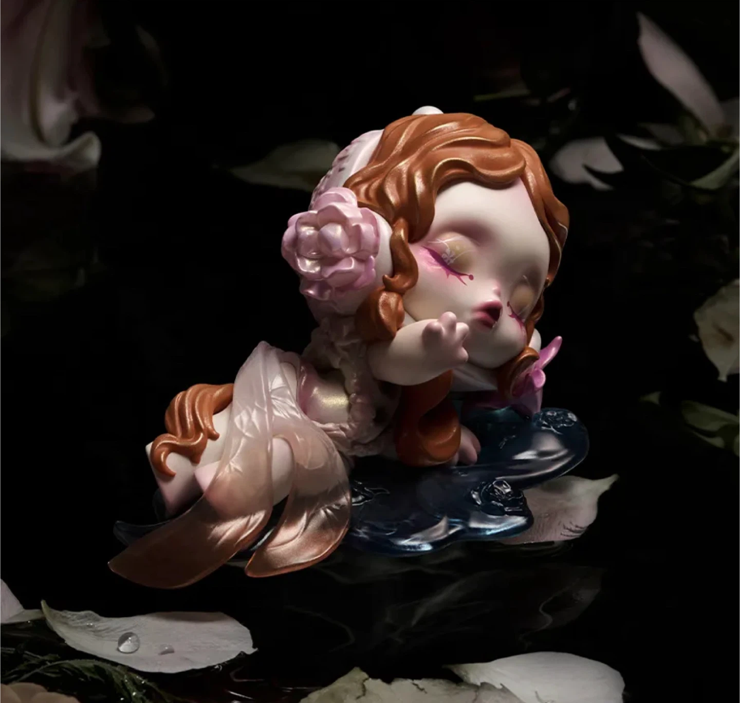 Skullpanda - petals in four acts -  submerged wreath - pop mart