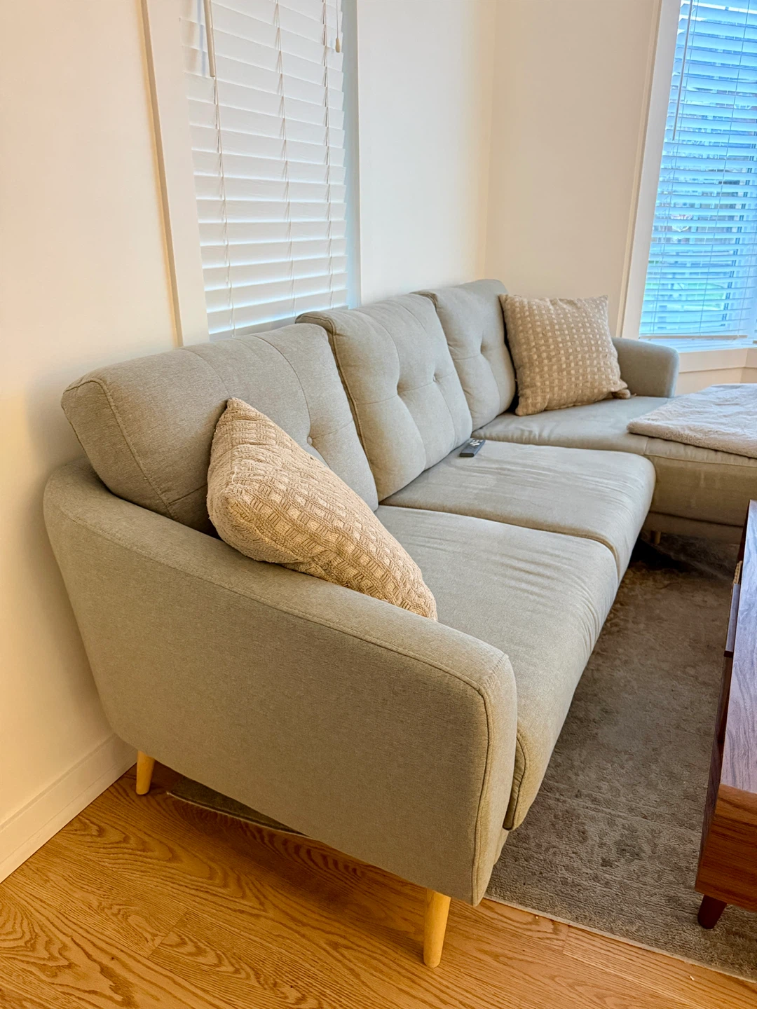 Structube Light Grey Sectional Sofa - photo 2