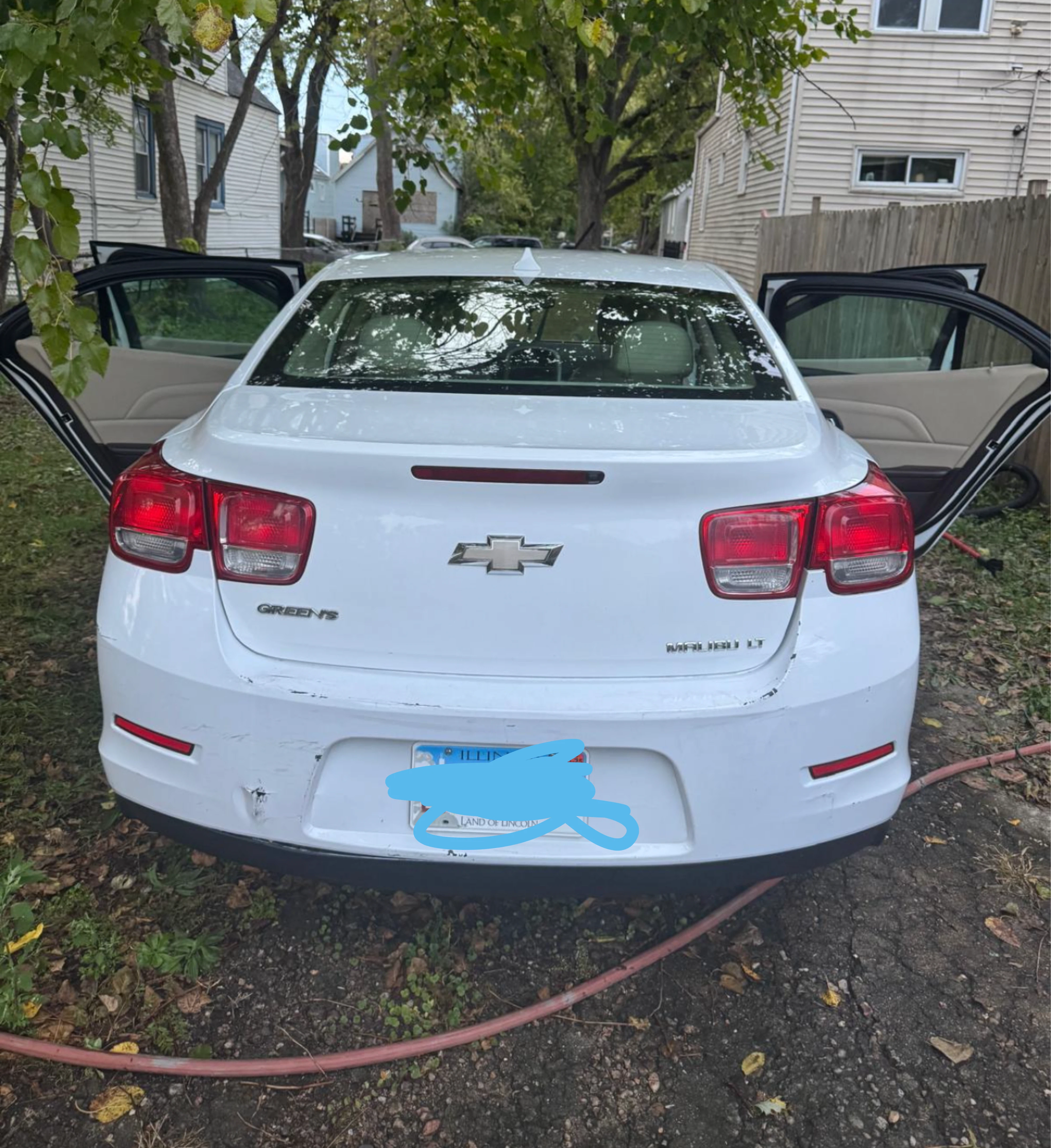 White Chevrolet Malibu LT - photo 3