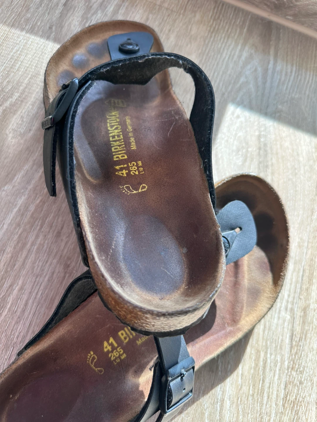 Birkenstock Gizeh Sandals Size 41 Black - photo 4