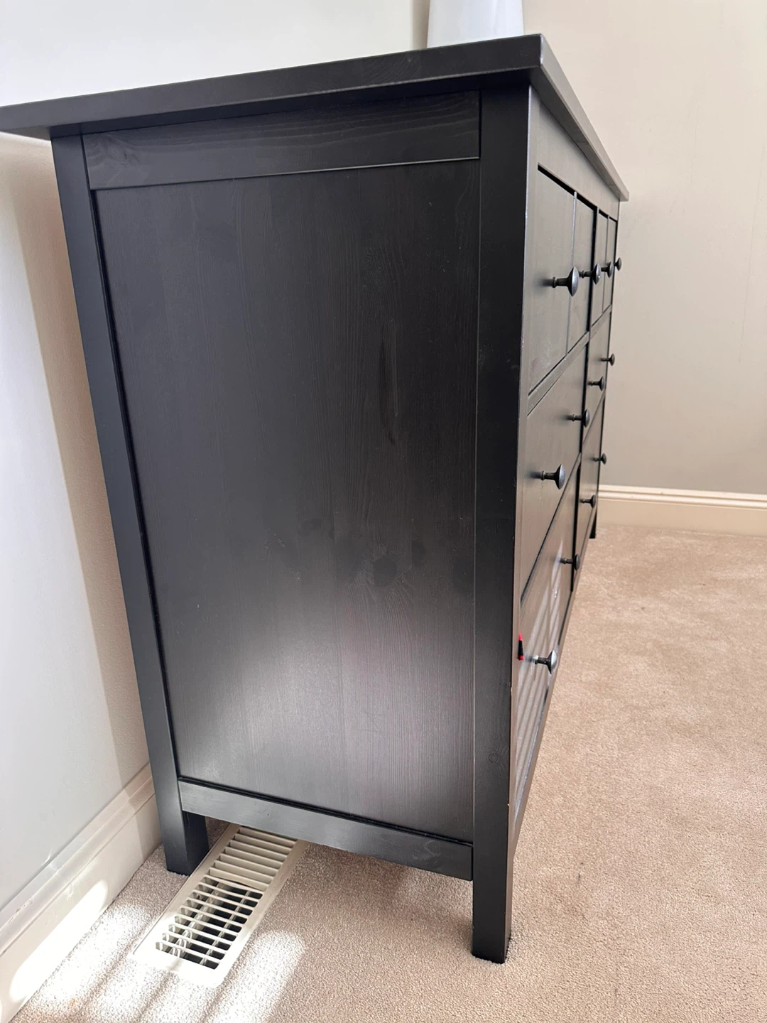 Black 8-Drawer Dresser - photo 3