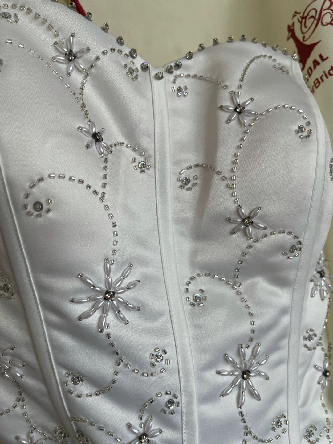 White strapless Wedding Dress - photo 4