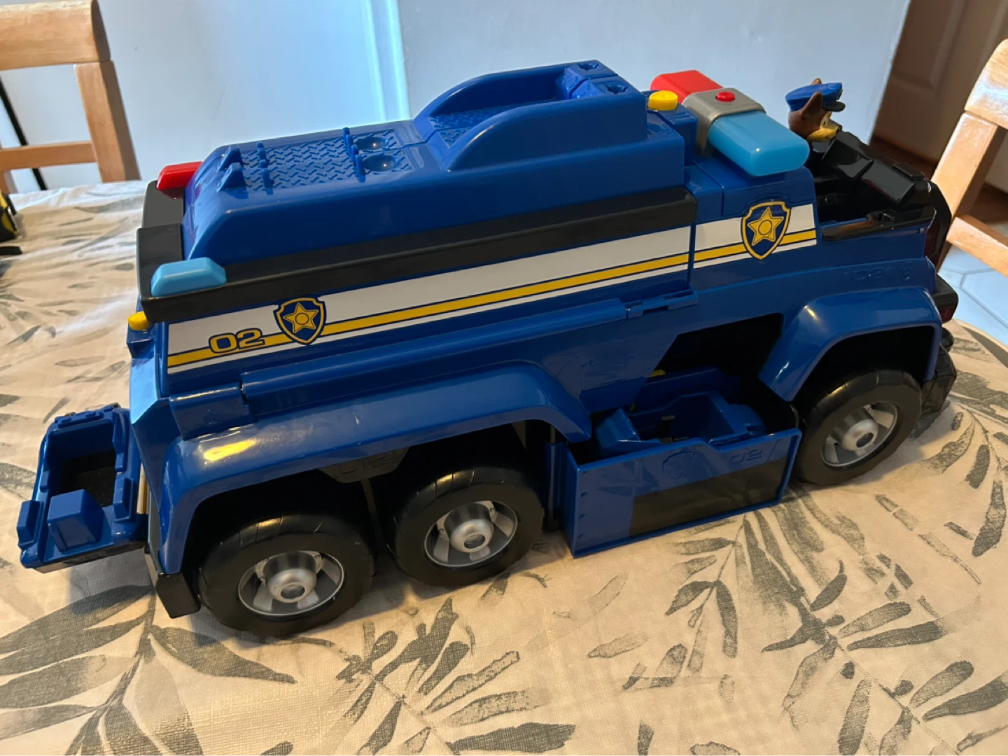 Paw Patrol Chase's 2-in-1 Police Cruiser - photo 4