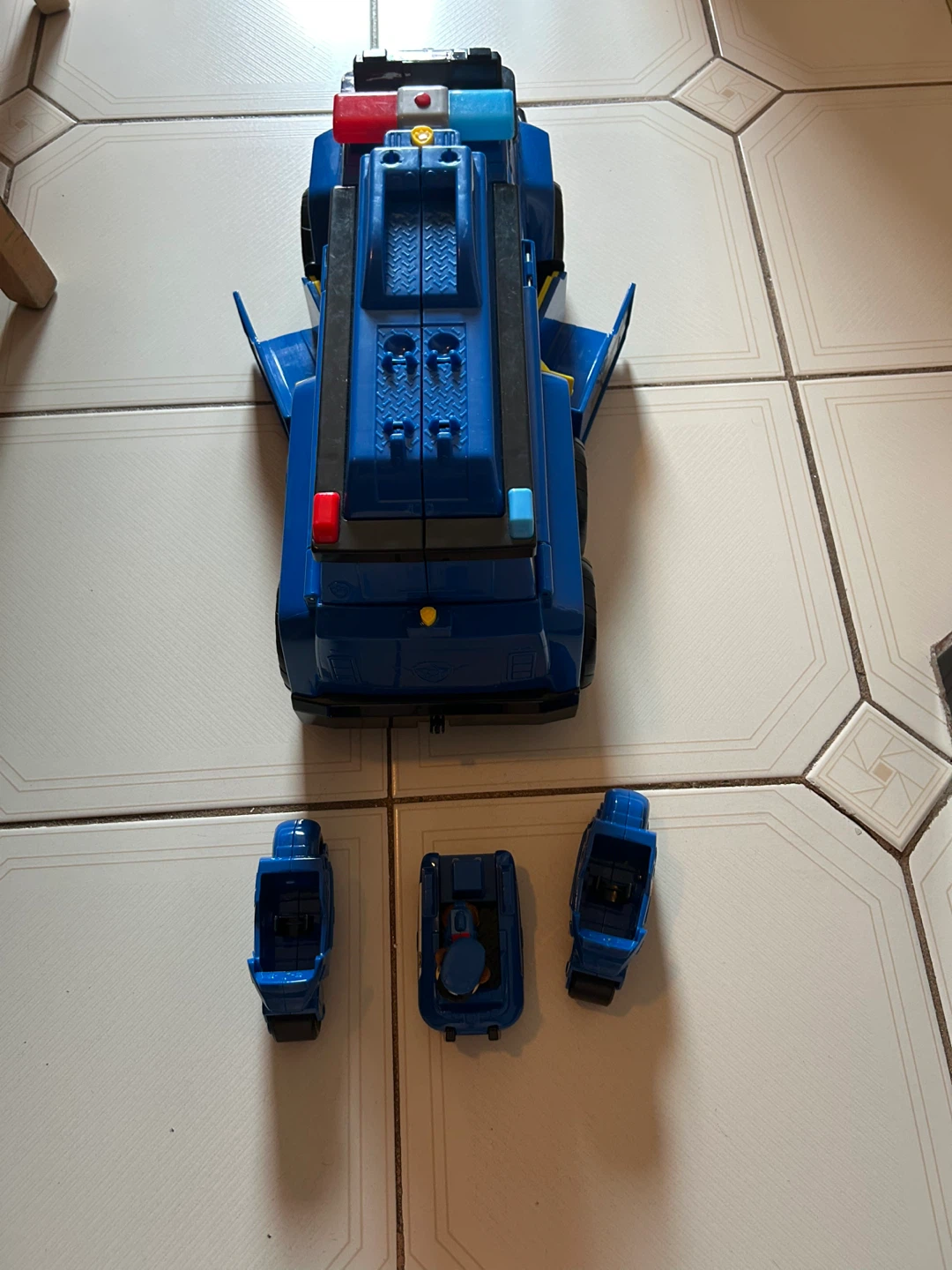 Paw Patrol Chase's 2-in-1 Police Cruiser - photo 2
