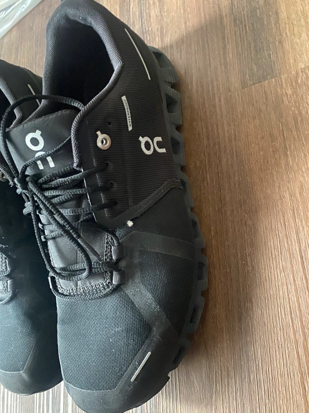 On Cloud Running Shoes - photo 2