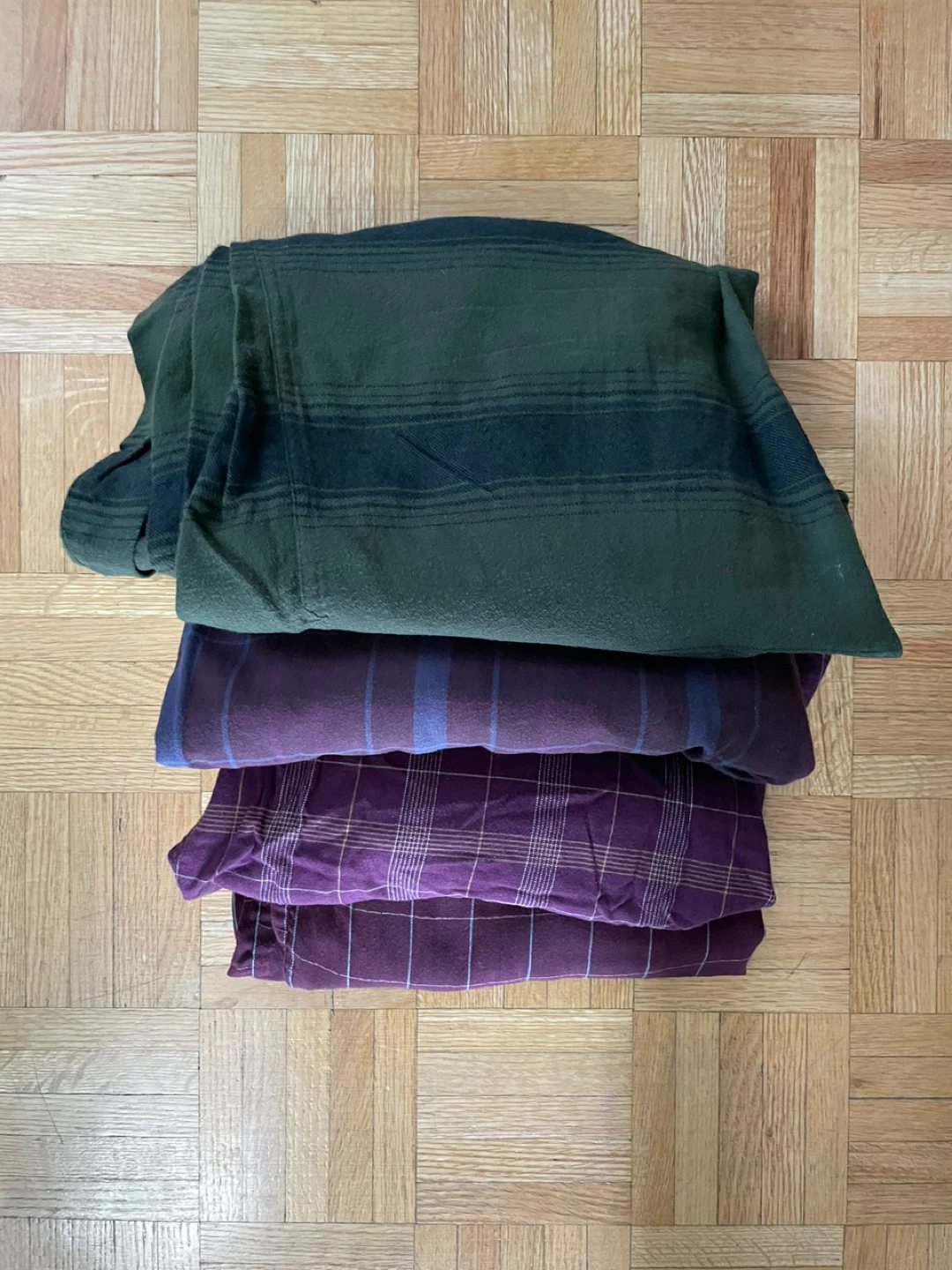 Bundle of 4 Men's Button-Up Shirts