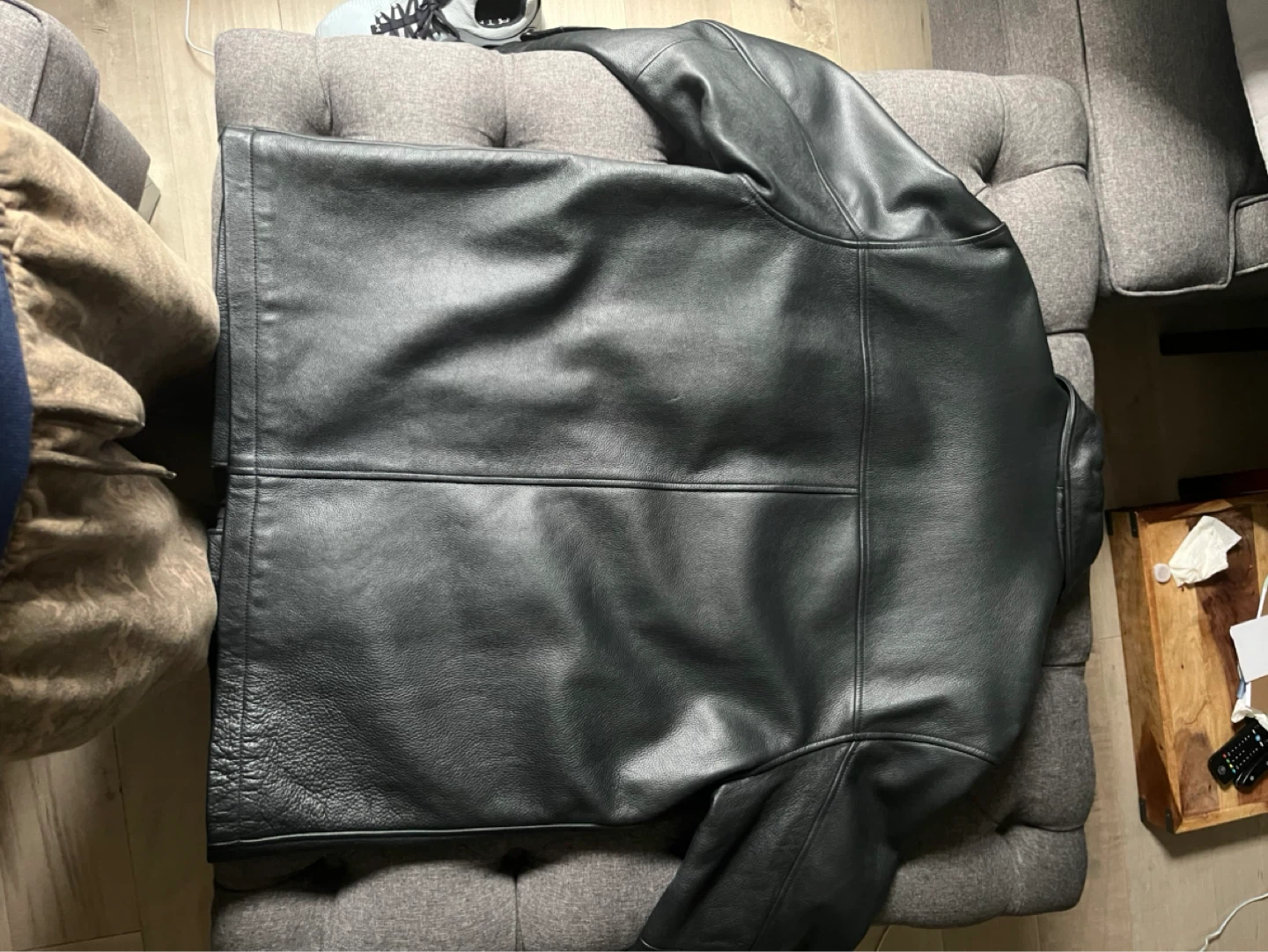 GAP Black Leather Jacket - photo 4