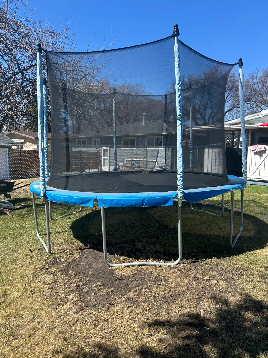 Trampoline with Safety Net