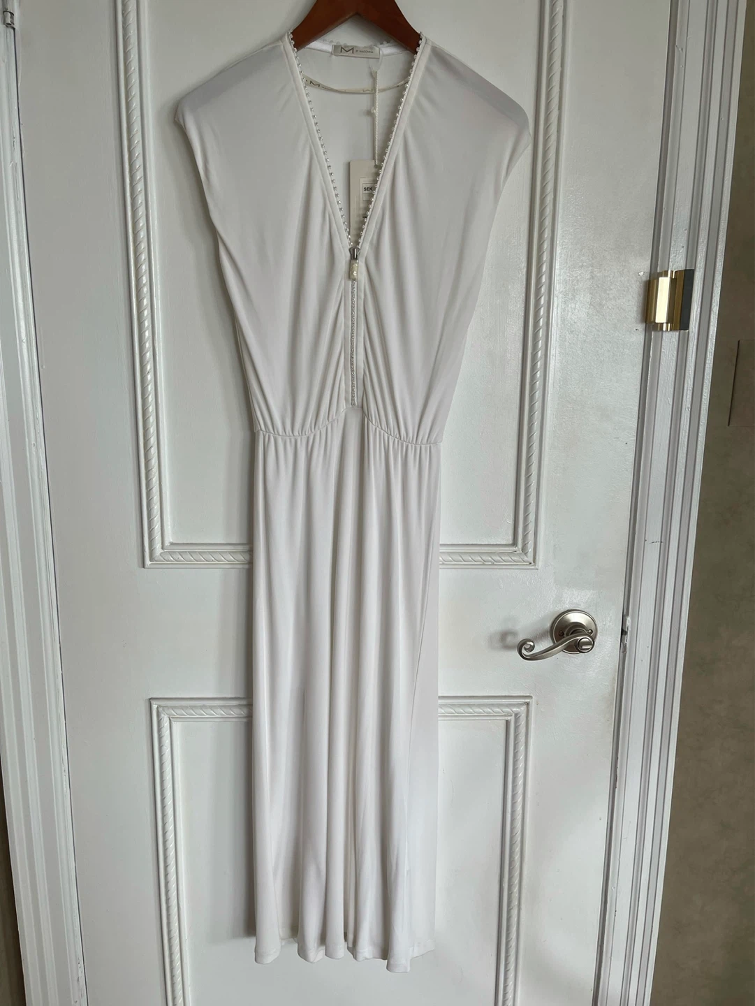 White Dress - photo 5