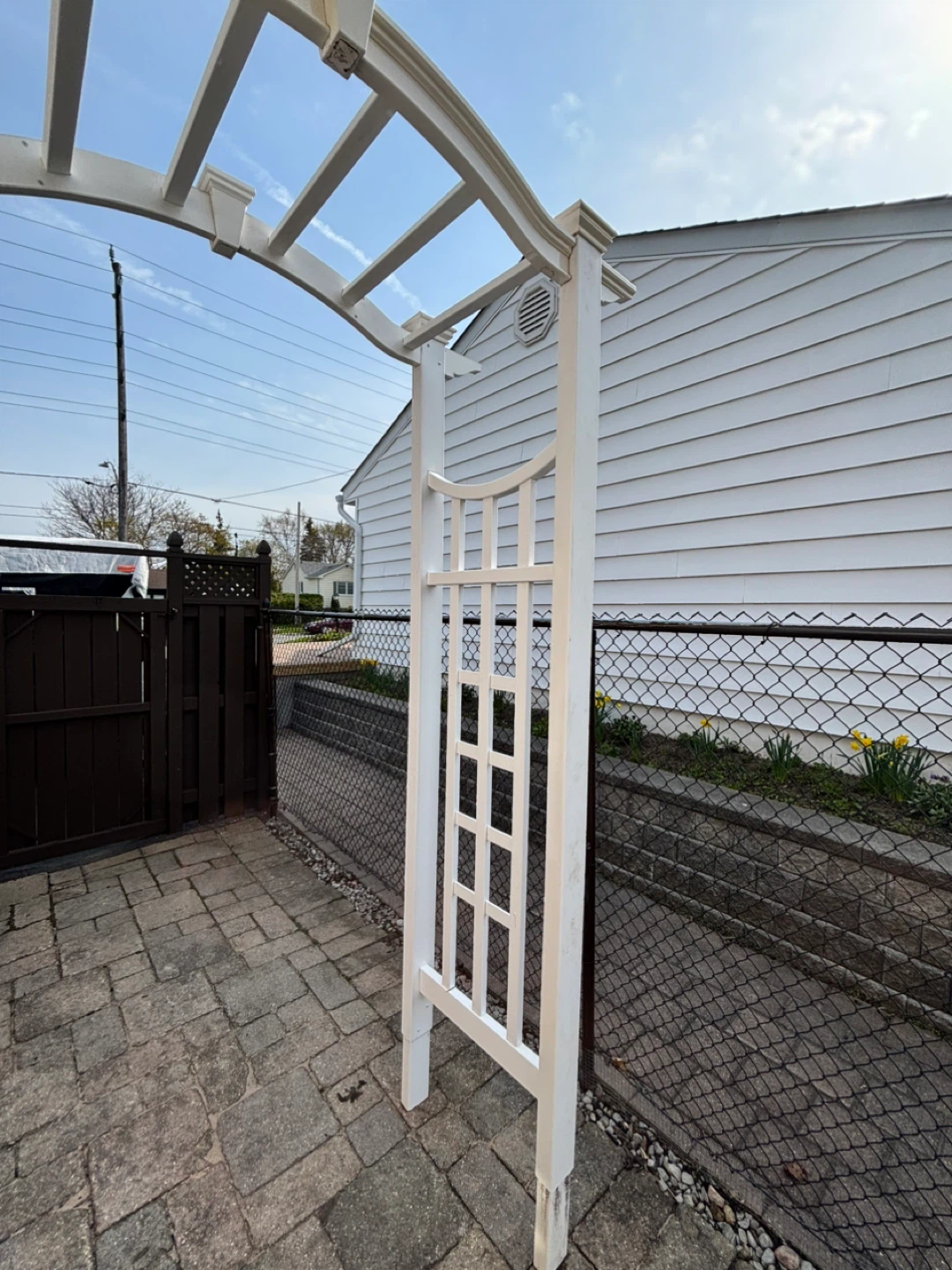 white vinyl arbor - photo 2