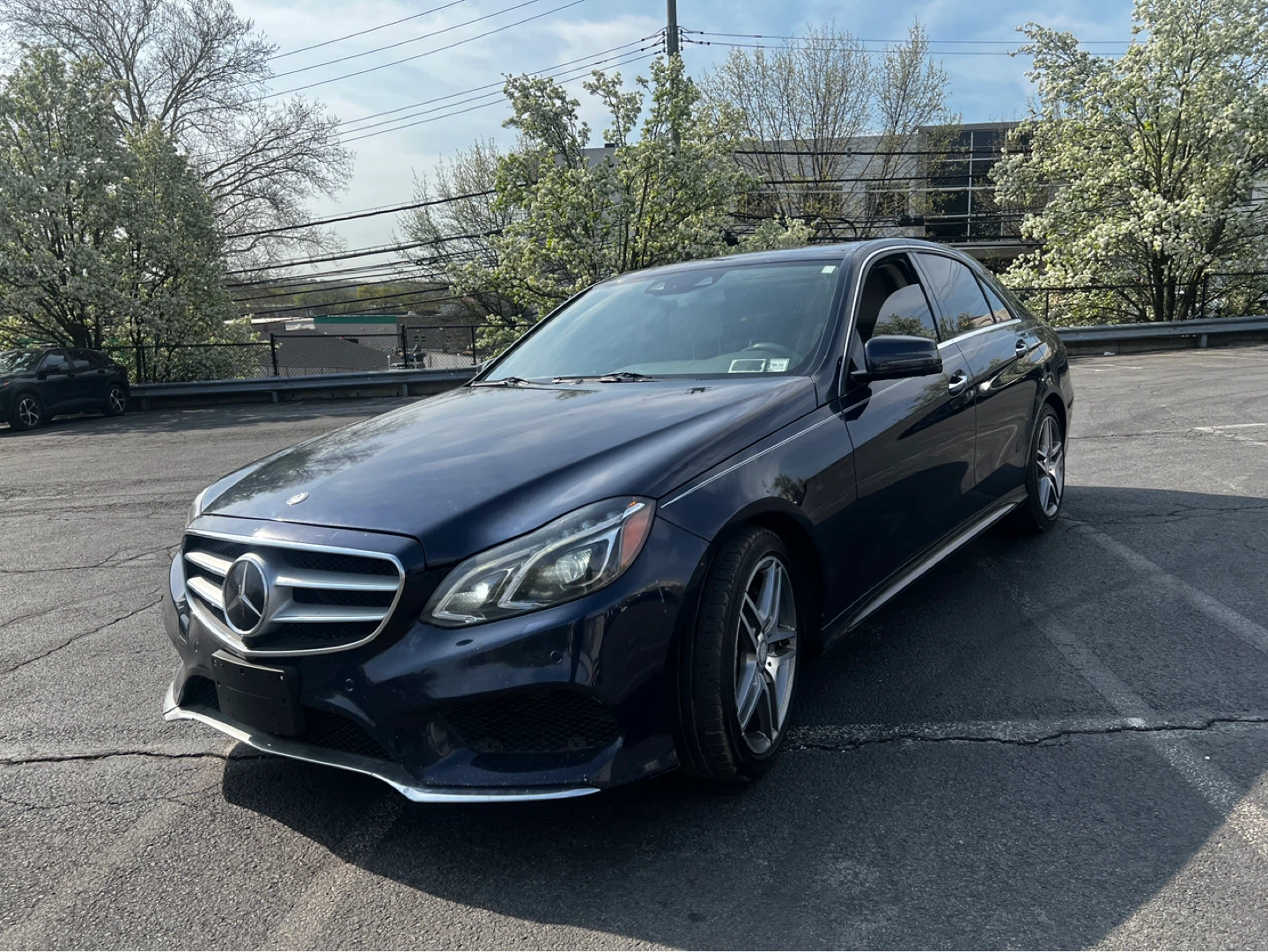 Mercedes-Benz E550 4MATIC Sedan