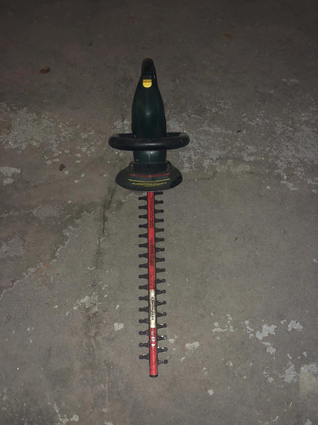 Yardworks Hedge Trimmer 18" - photo 3