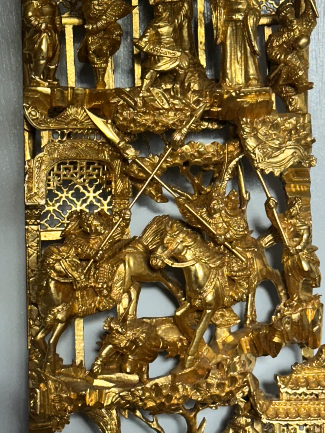 22” Chinese Gold Hand Carved Emperors Warriors Temple panel - photo 3