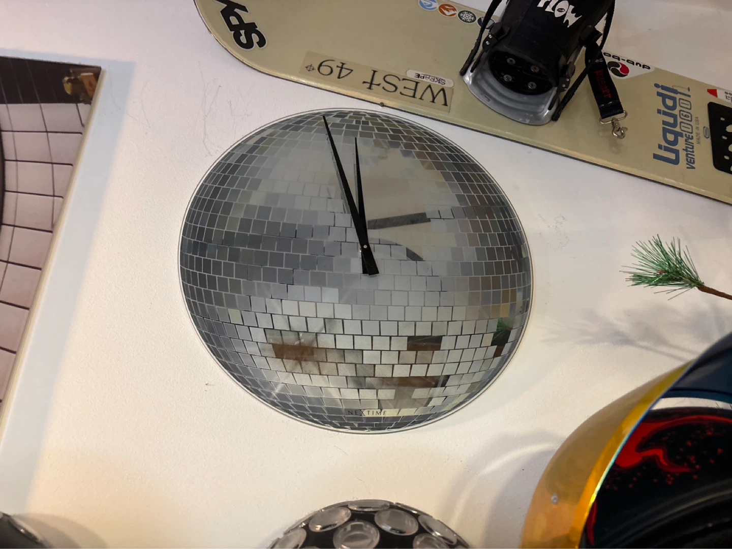 Disco Ball Clock - photo 2