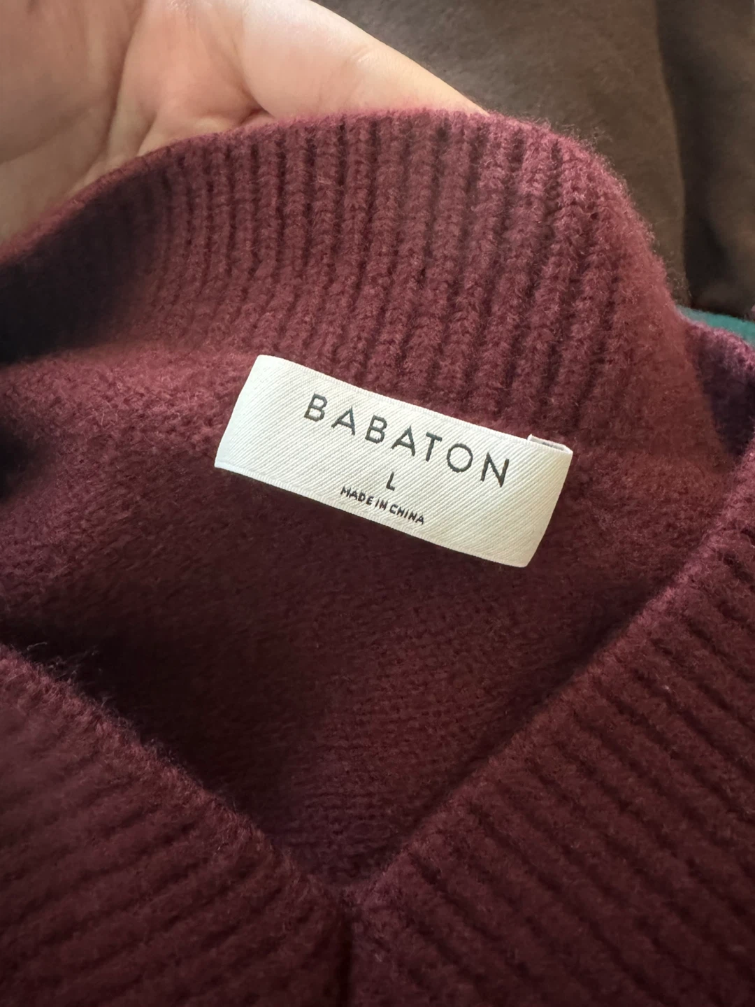 Babaton V-Neck Sweater - Size L - photo 2